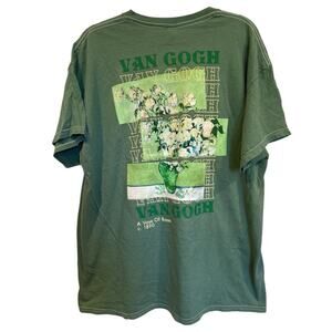 Van Gogh A Vase of Roses Museum Graphic T-Shirt NEW with Tags Large